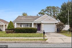 41 Newbury Drive, Southampton NJ 08088