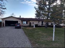 1122 Shore Drive, Cheboygan MI 49721