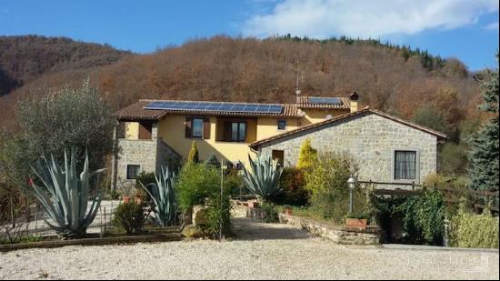 Villa Immersa nella Verde Umbria, Lisciano Niccone, Perugia - Umbria