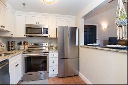 320 W 2nd Street, Unit 211, Boston, MA, 02127