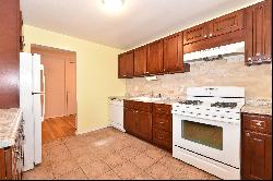 241-20 Northern Blvd. #6E ,Douglaston, NY, 11362