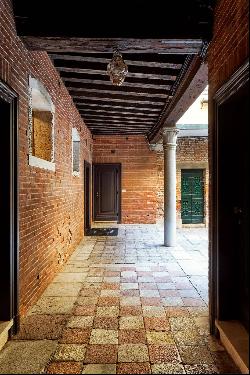 Apartment for sale in Venezia (Italy)