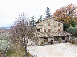 Farm/Ranch/Plantation for sale in Assisi (Italy)