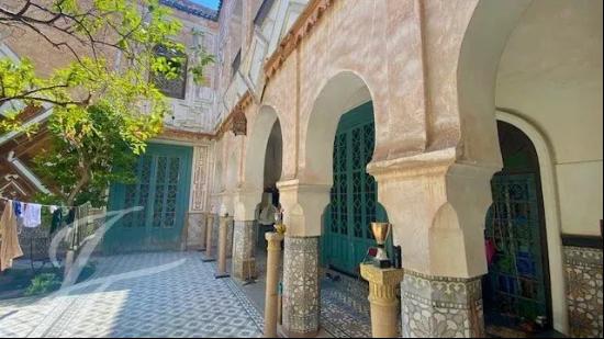 Handsome Riad to renovate in the Medina of Marrakech