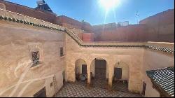 Superb historic Riad to renovate with prime location