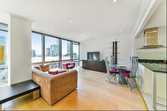 Flat to let in West India Quay, E14