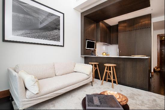 A duplex one bedroom apartment available to rent in Mayfair.