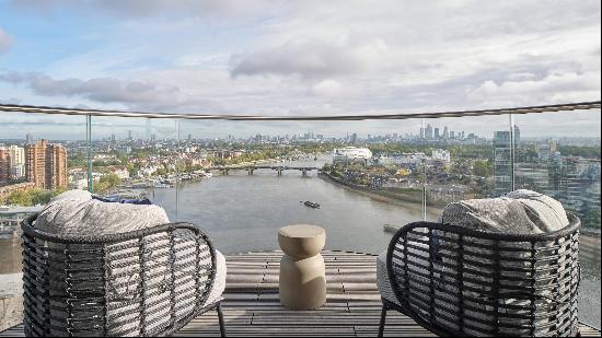 An outstanding five bedroom Lateral Sub - Penthouse on the 31st Floor in Tower West, Chels