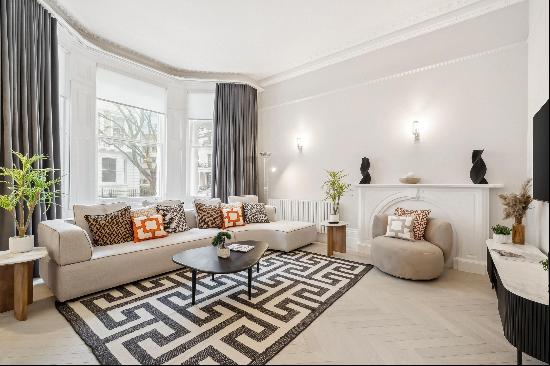 A luxurious split-level apartment with private patios in the heart of South Kensington, SW