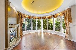 Luxury Kerrisdale Home