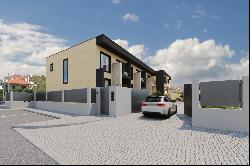 Semi-detached house, 3 bedrooms, for Sale