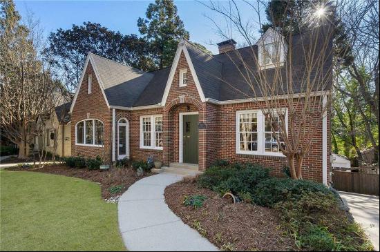 quintessential historic bungalow in Virginia Highland