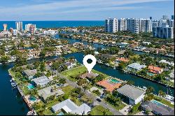 419 Alamanda Dr, Hallandale Beach FL 33009