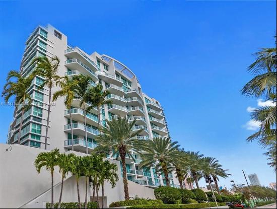 3131 NE 188 St # 806, Aventura FL 33180