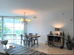 3131 NE 188 St # 806, Aventura FL 33180