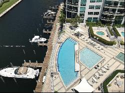 3131 NE 188 St # 1101, Aventura FL 33180