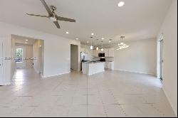 4125 Large Leaf Ln, Hollywood FL 33021