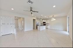 4125 Large Leaf Ln, Hollywood FL 33021