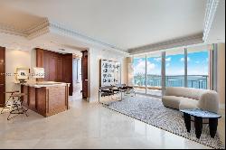 808 Brickell Key Dr # 1802, Miami FL 33131