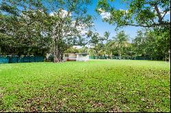 7850 SW 112th St, Pinecrest FL 33156