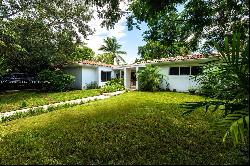 10619 NE 10th Pl, Miami Shores FL 33138