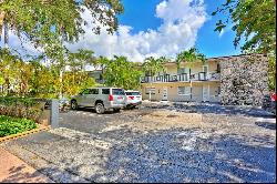 95 Edgewater Dr # 206, Coral Gables FL 33133