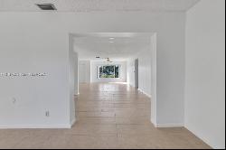 6419 Hitchin Post Way, Delray Beach FL 33484