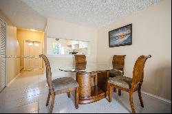 81 Simonton Cir, Weston FL 33326