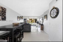 8810 Fontainebleau Blvd # 104, Miami FL 33172