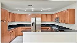 8390 SW 72nd Ave # 106, Miami FL 33143