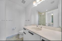 1060 Brickell Ave # 4307, Miami FL 33131