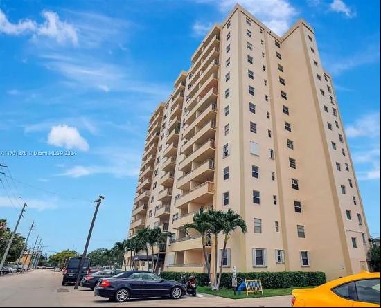 900 NE 18th Ave # 205, Fort Lauderdale FL 33304