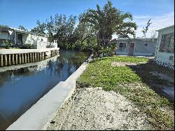 140 Bayou Dr, Venice, FL 34285