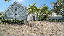 4892 Peregrine Pt E, Sarasota, FL 34231