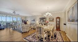 1260 Dolphin Bay Way #303, Sarasota, FL 34242