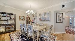 1260 Dolphin Bay Way #303, Sarasota, FL 34242