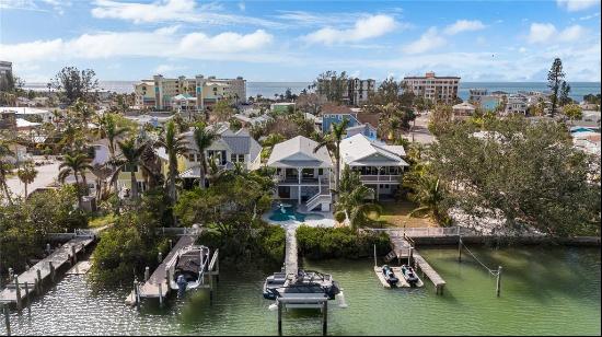 12112 Lagoon Lane, TREASURE ISLAND, FL, 33706