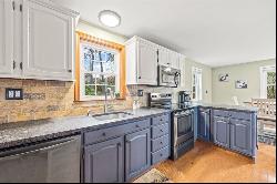 94 Bakers Pond Rd, Orleans, MA 02653