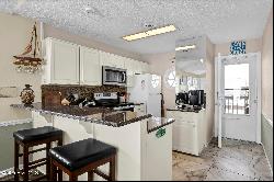 427 Ocean Boulevard W #B