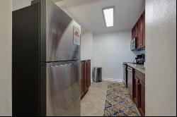 300 W Peachtree Street NE #8E