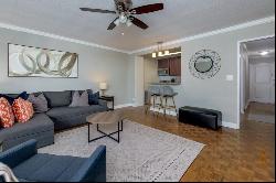 300 W Peachtree Street NE #8E