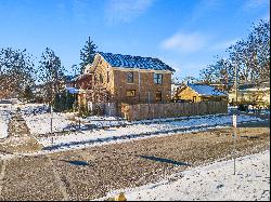 Stately Brick Home Near Downtown Fort Wayne