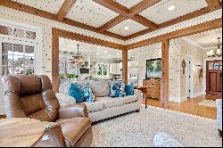 Beautifully Maintained and Updated Home in Cuscowilla