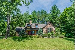 Stunning home with mountain views!