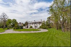 Impressive white-stucco family home