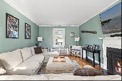 17 Barlow Avenue, Glen Cove, NY 11542