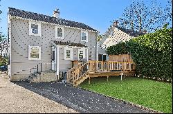 17 Barlow Avenue, Glen Cove, NY 11542