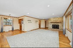 3315 Golfview Road, McHenry IL 60050