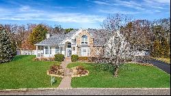 3 Crossfield Court, Shoreham NY 11786