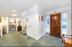 Hillier Road, Guildford, Surrey, GU1 2JQ